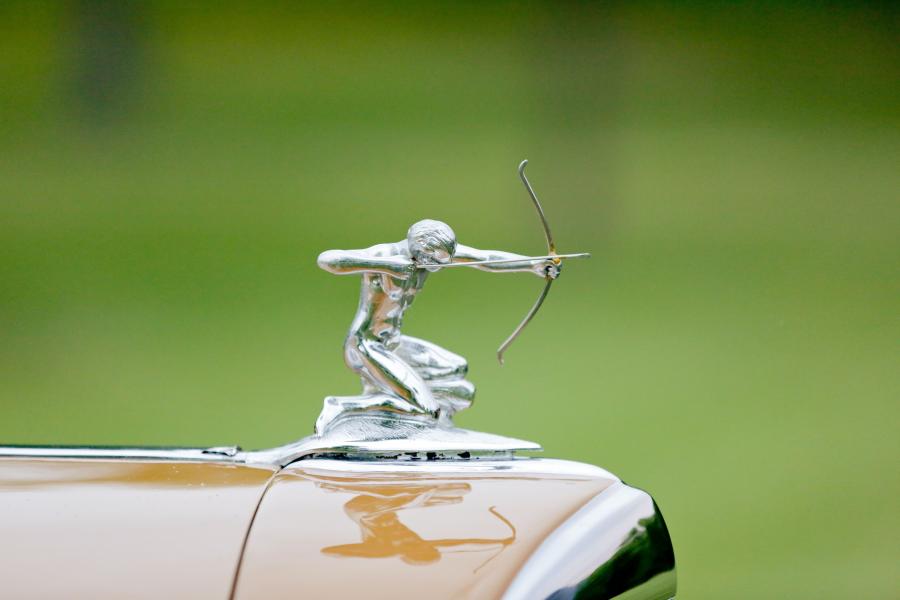  Pierce-Arrow 12 Model Sedan 1934 года  (фото 28 из 32)